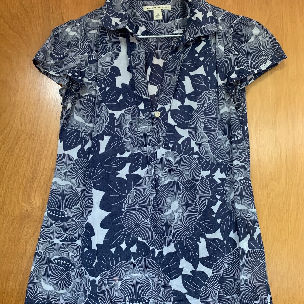 Banana Republic floral blouse